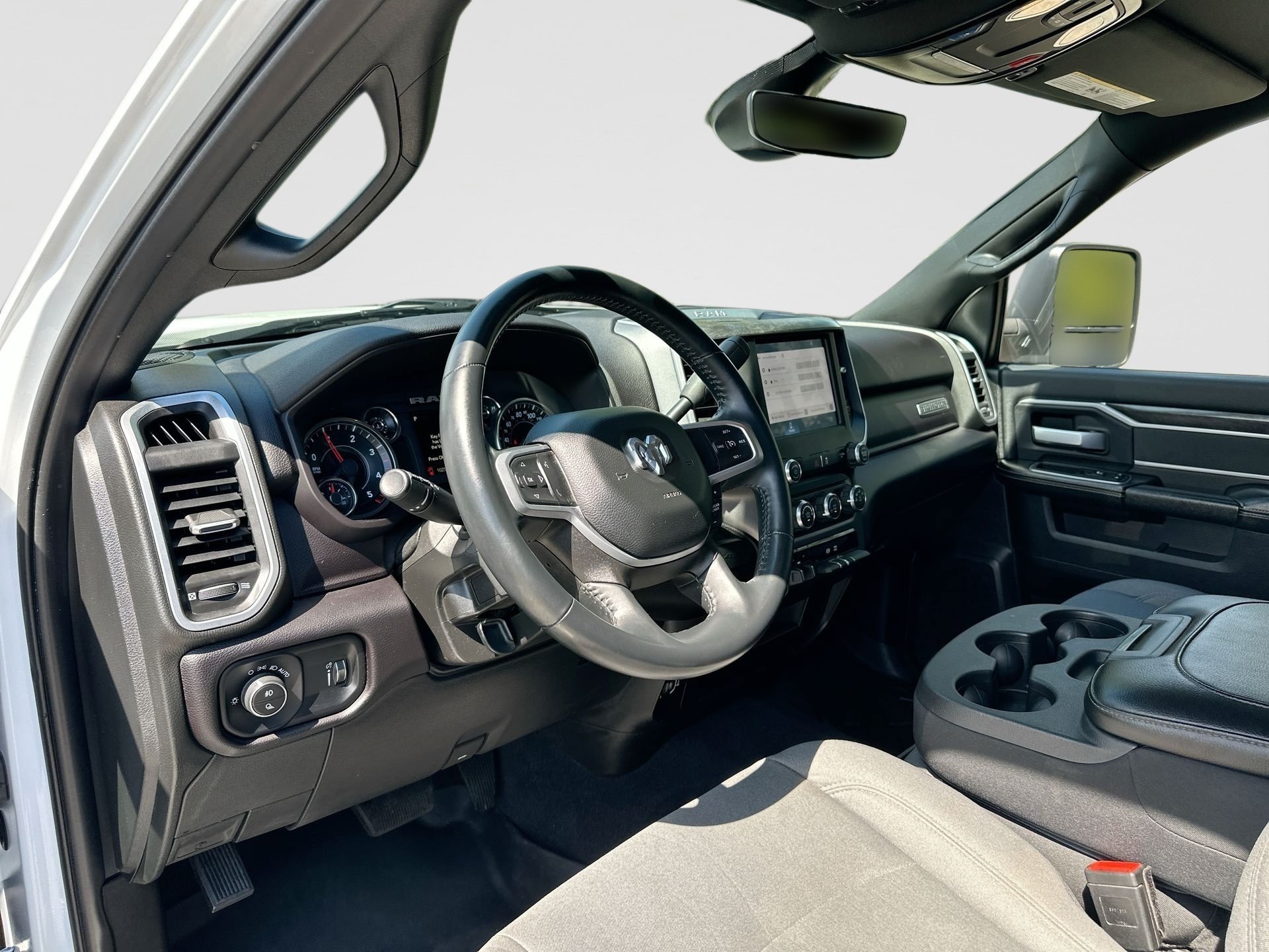 Used 2024 RAM 2500 Big Horn AWD/4WD image 10