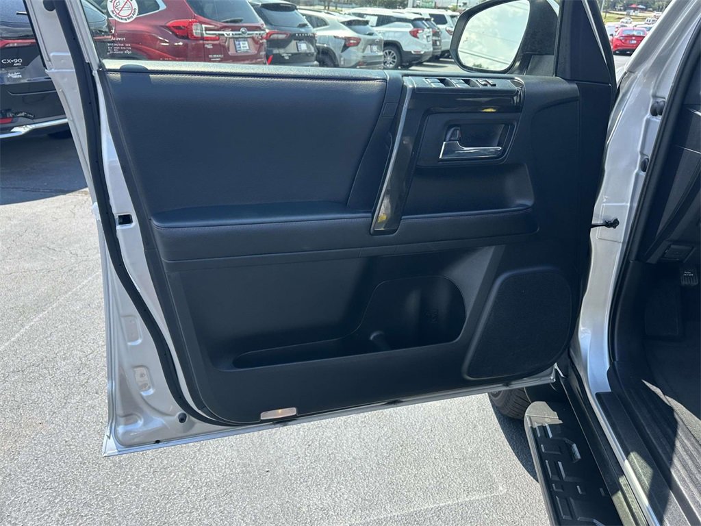 Used 2024 Toyota 4Runner TRD Off-Road Premium image 5