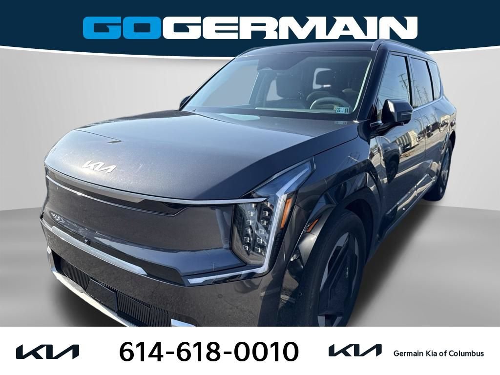 Certified 2024 Kia EV9 Land