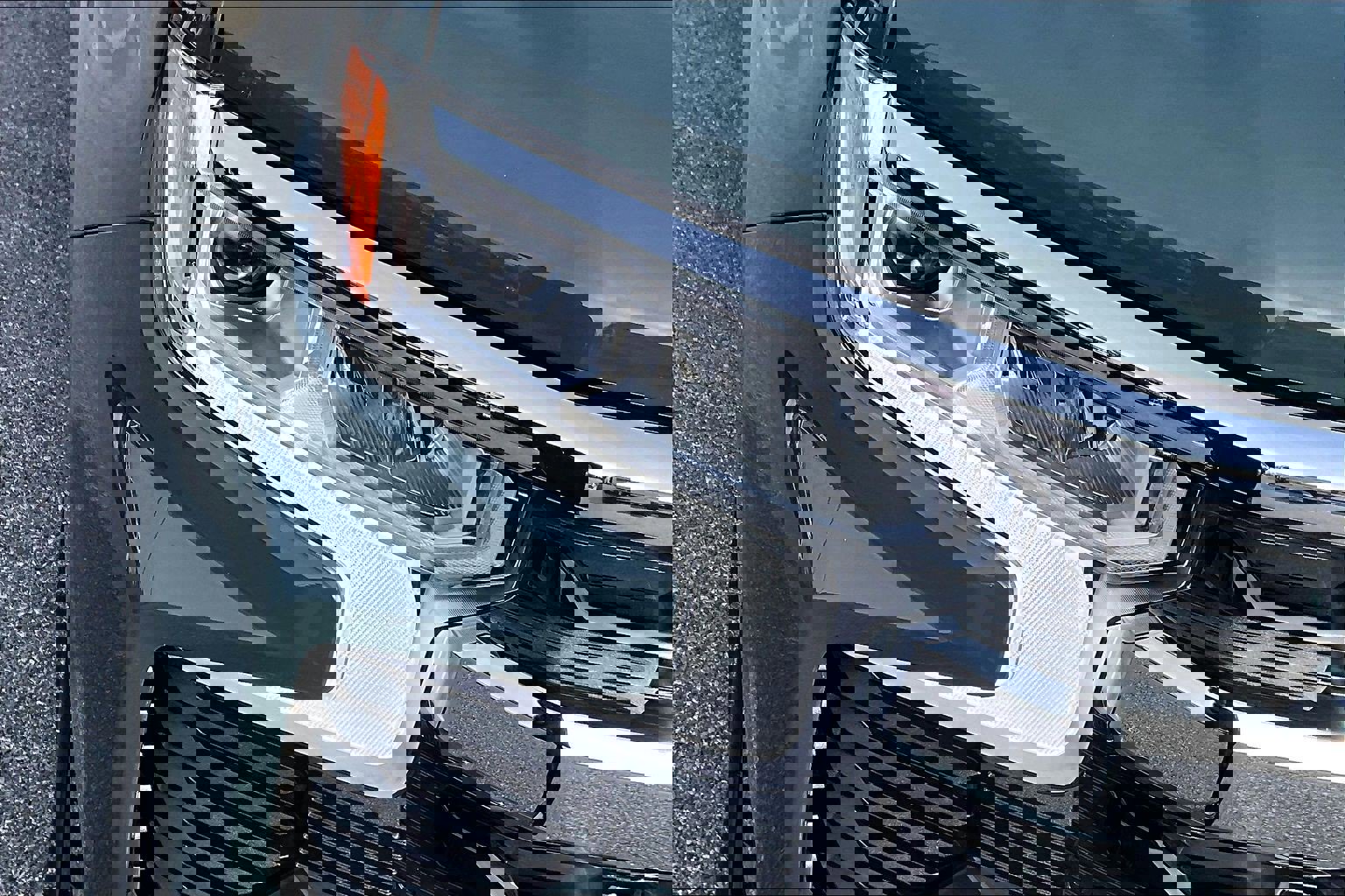 Used 2025 Chevrolet Silverado 1500 LT w/ Leather Package image 33