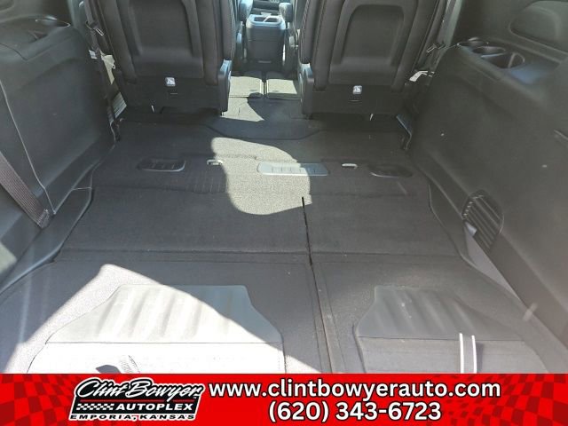 New 2025 Chrysler Pacifica Select image 28