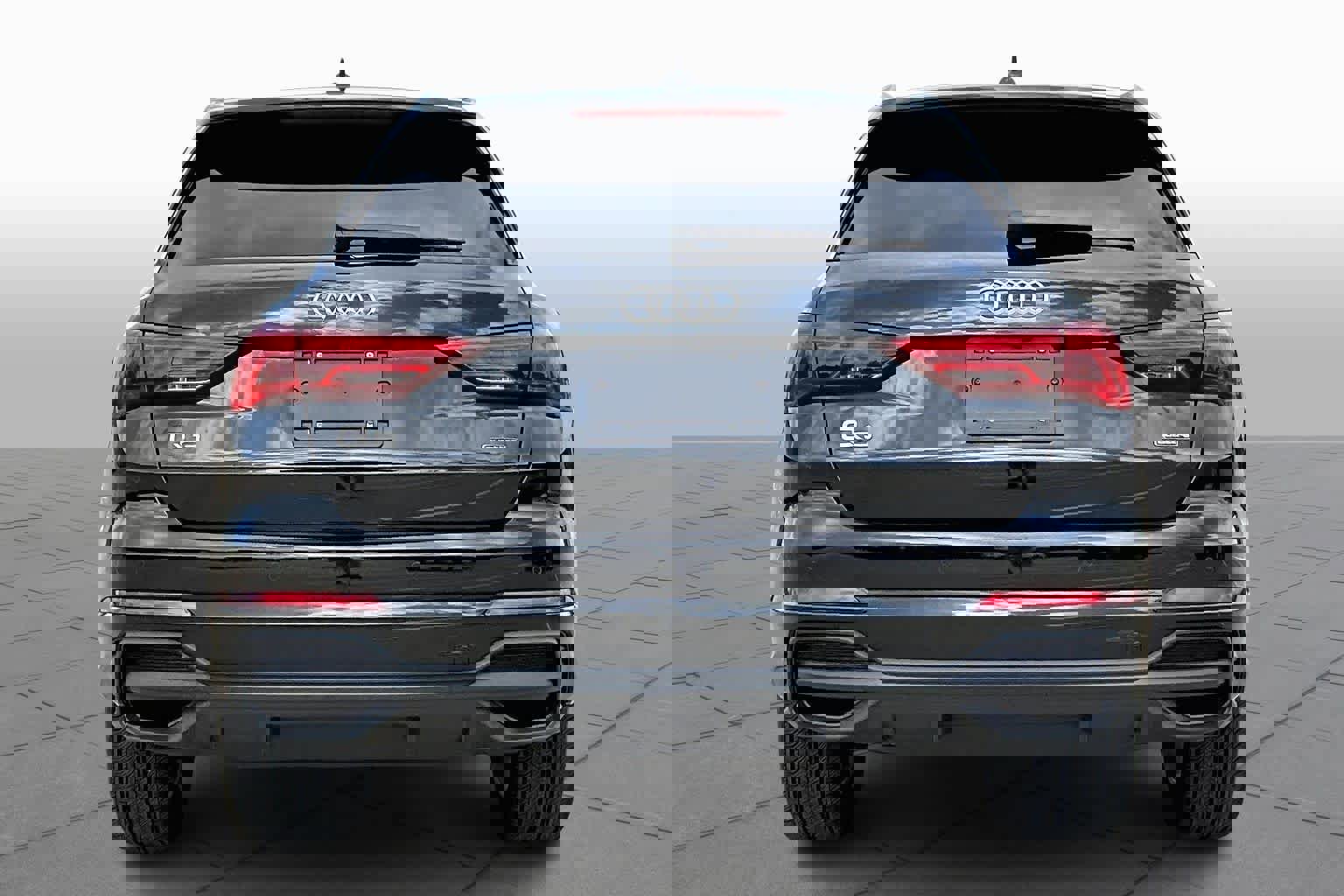 Used 2024 Audi Q3 2.0T Premium image 5