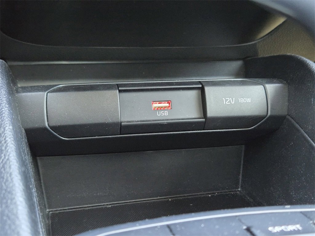 Used 2022 Kia Rio LX image 22