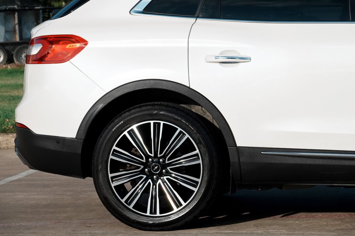 Used 2017 Lincoln MKX Black Label AWD/4WD image 28