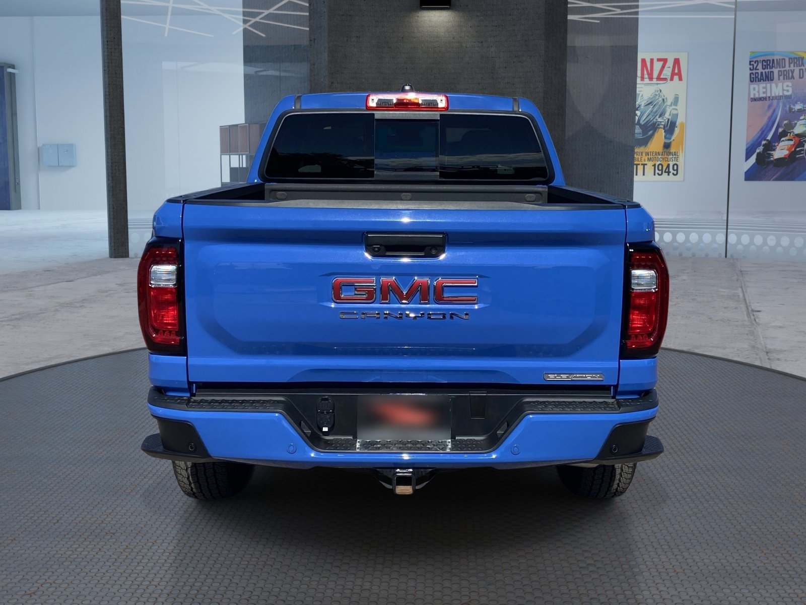 Certified 2025 GMC Canyon Elevation w/ Technology Package RWD image 4