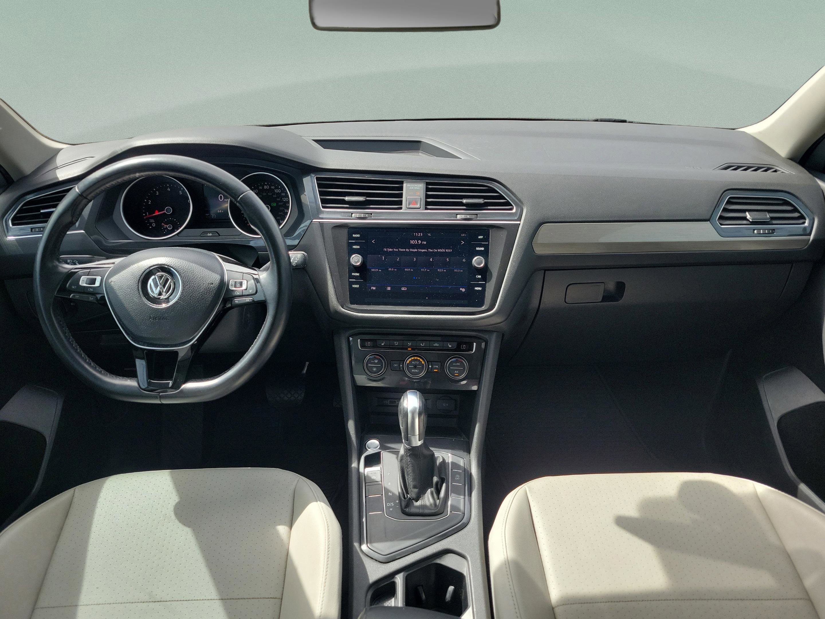 Used 2018 Volkswagen Tiguan SEL image 12