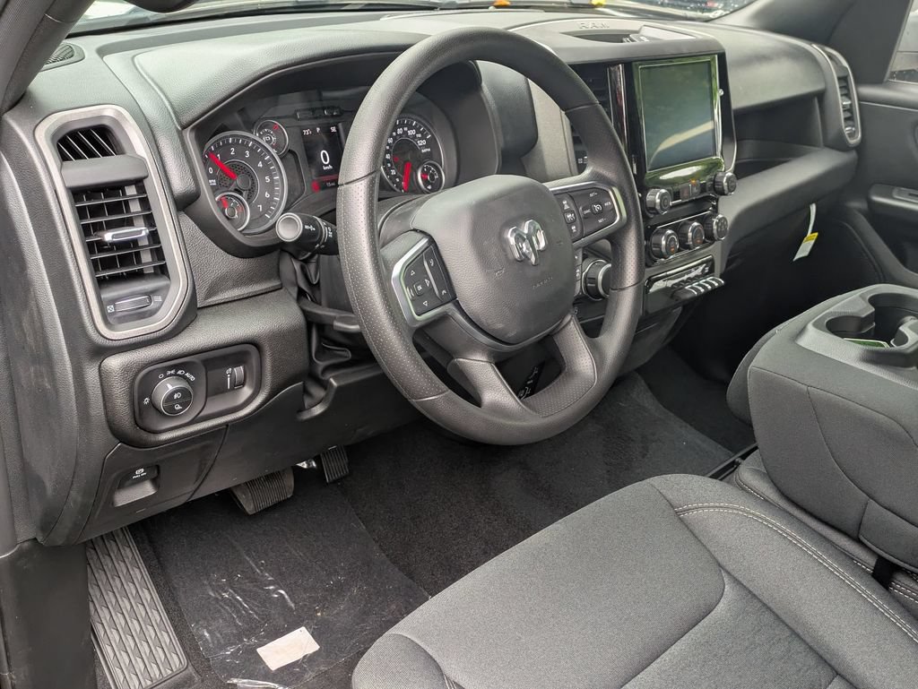 New 2026 RAM 1500 Express AWD/4WD image 13