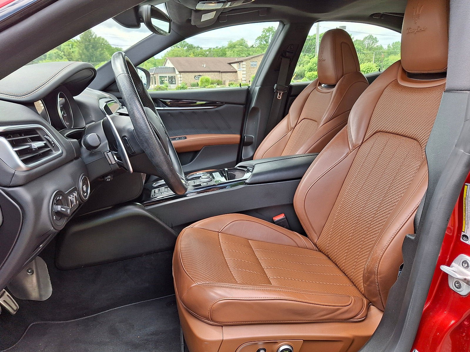 Used 2021 Maserati Ghibli Trofeo RWD image 13