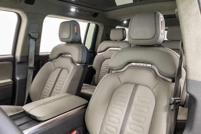 Used 2023 Rivian R1S Launch Edition AWD/4WD image 11