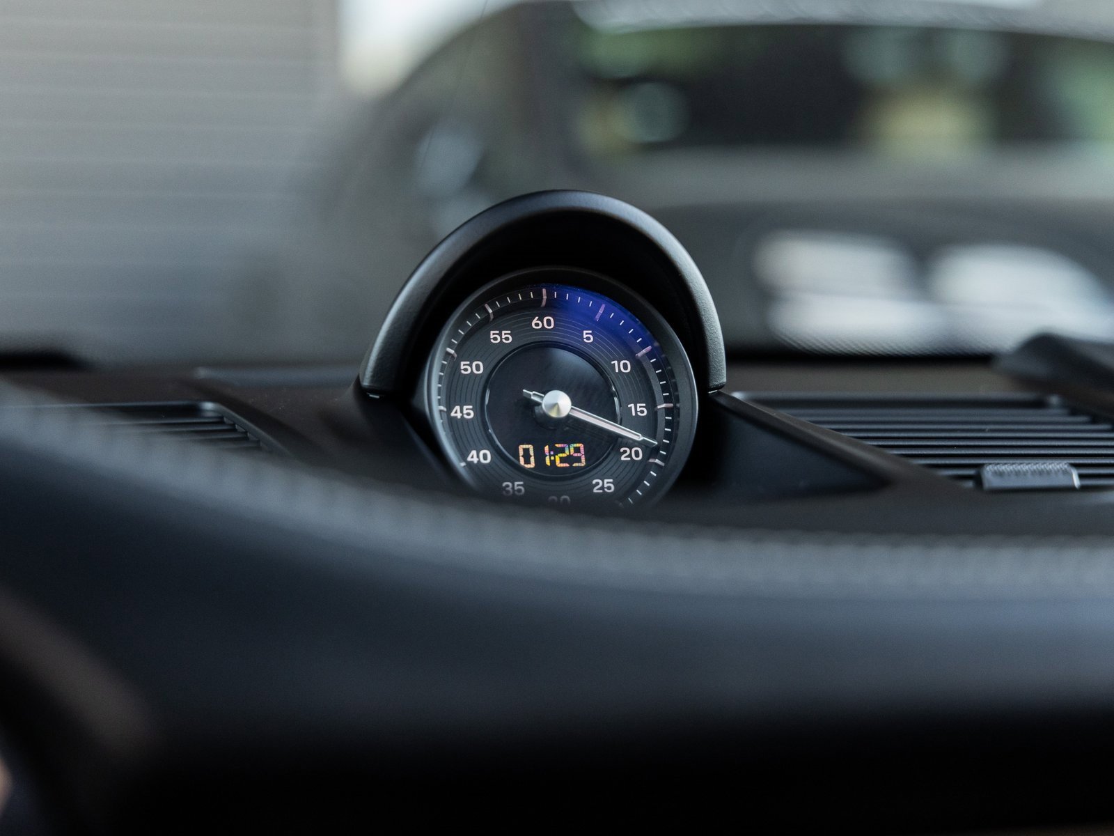 Certified 2020 Porsche 911 Carrera S image 31