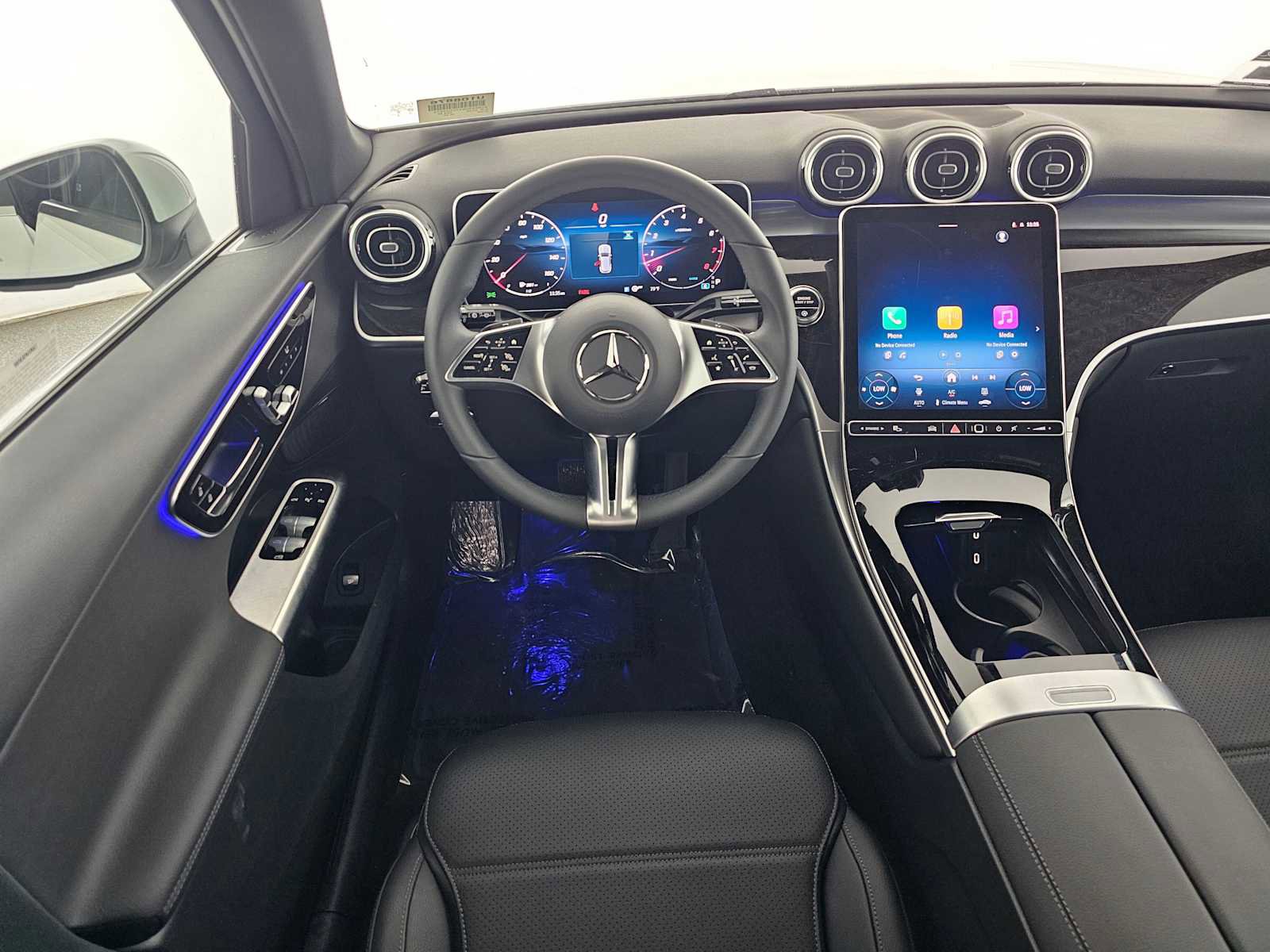 Used 2026 Mercedes-Benz GLC 300 image 18