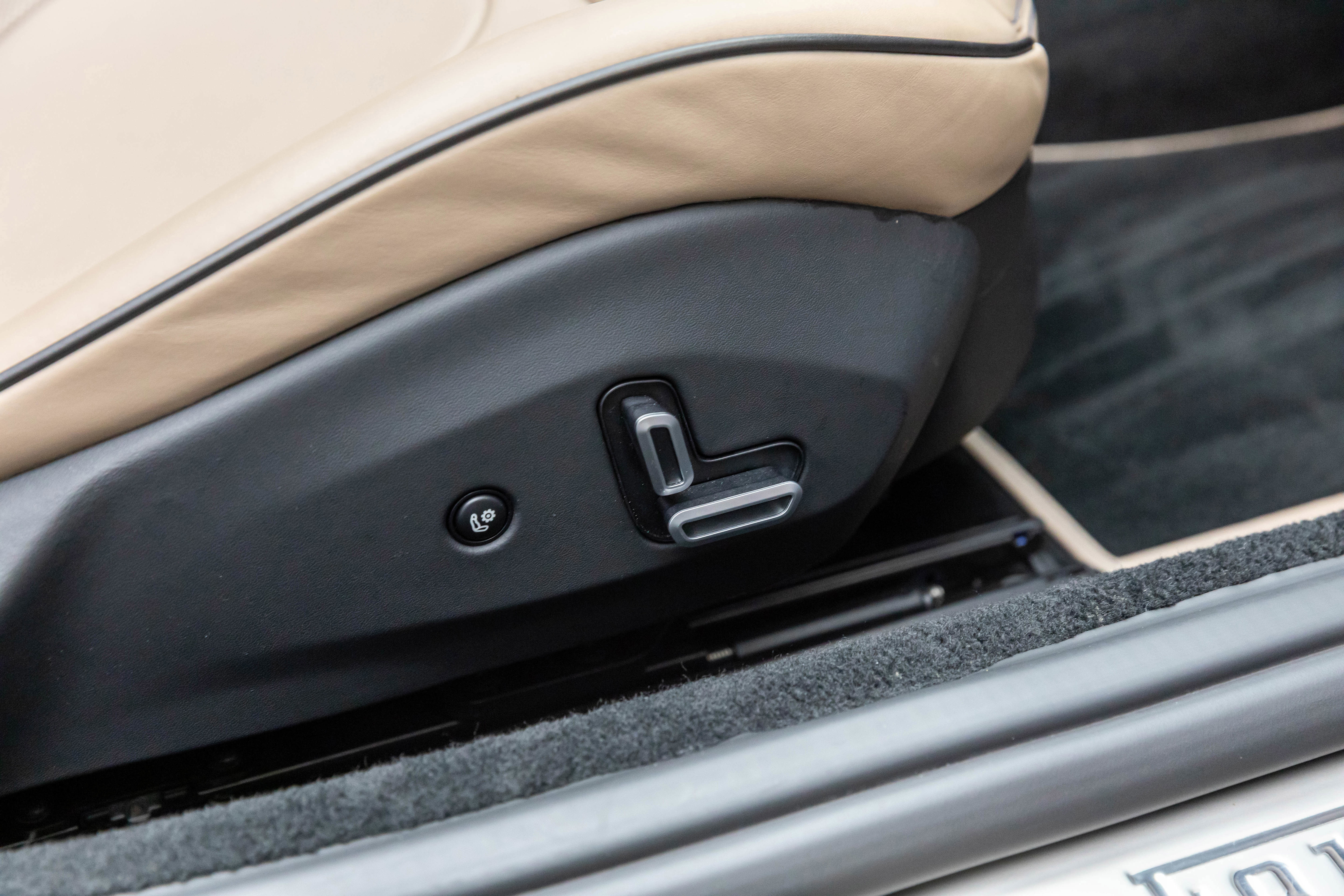 Certified 2019 Ferrari Portofino image 41