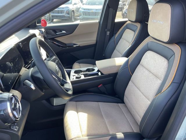 New 2026 Chevrolet Equinox ACTIV w/ Convenience Package III AWD/4WD image 11