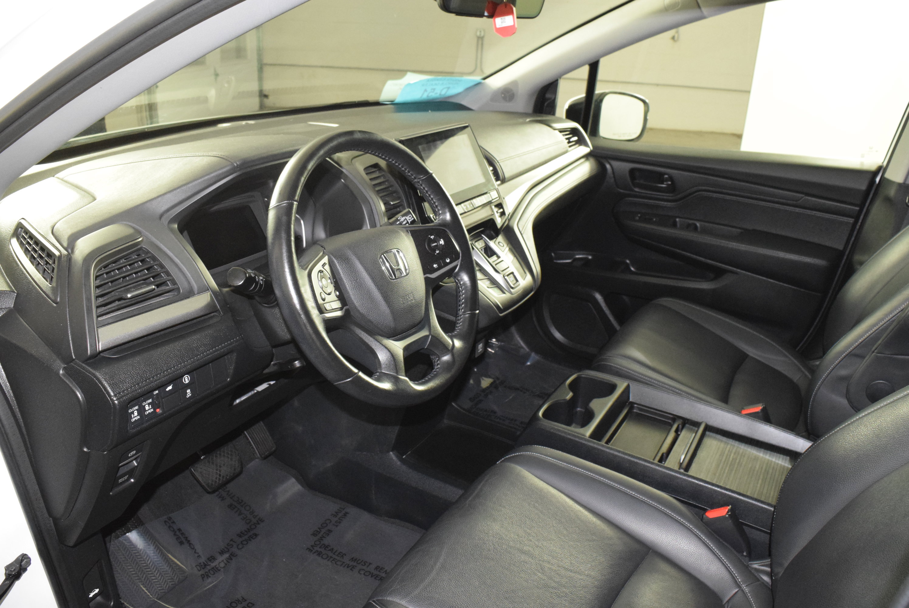 Used 2023 Honda Odyssey EX-L image 2