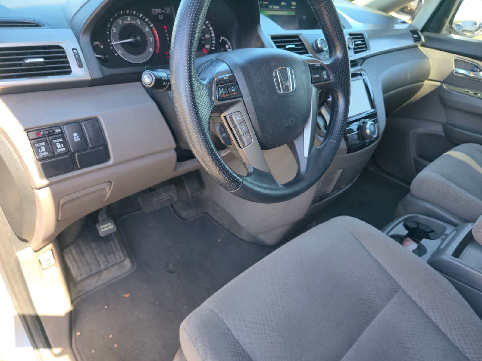 Used 2016 Honda Odyssey EX image 21