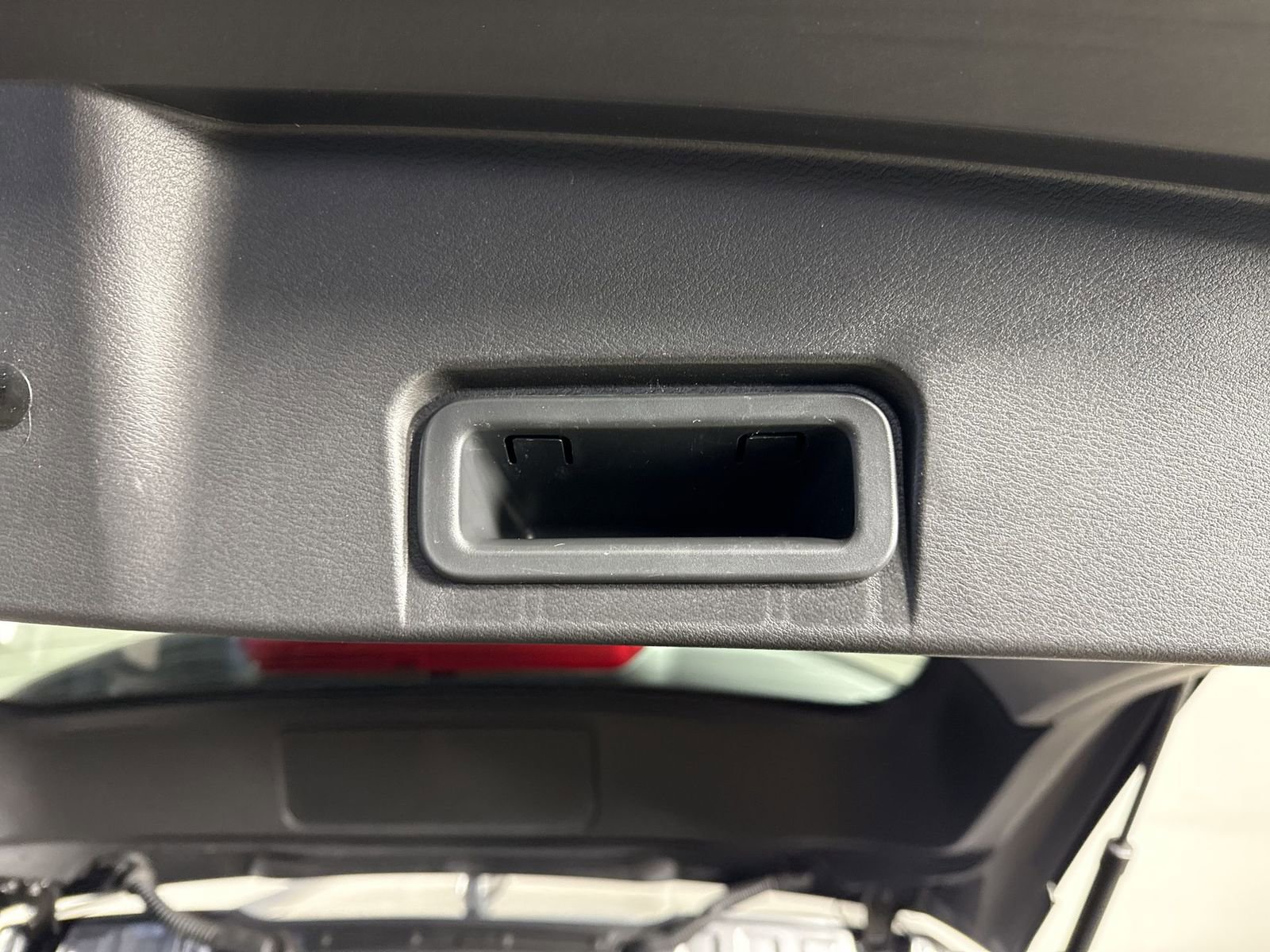 Certified 2023 Nissan Rogue SV image 34