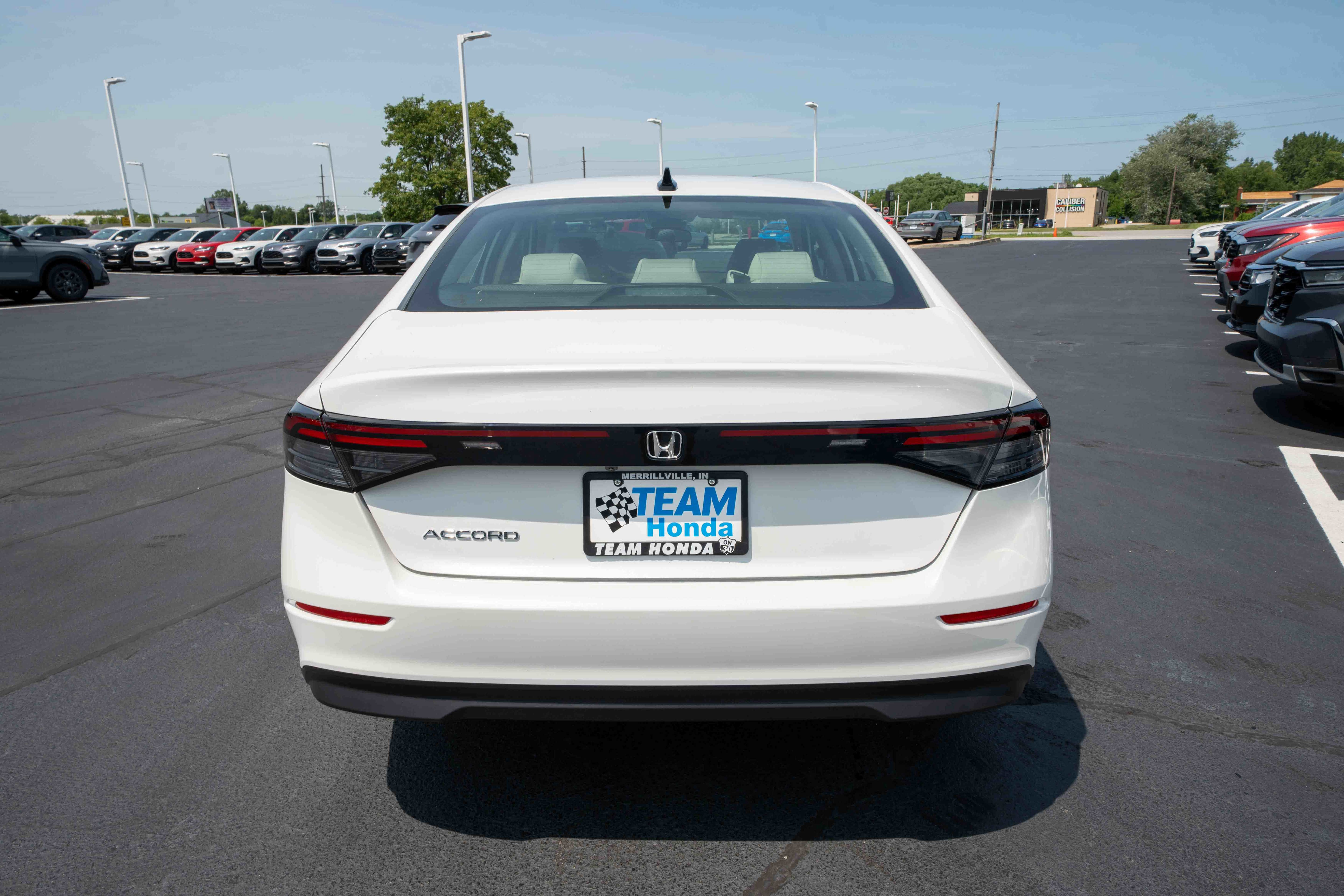 New 2025 Honda Accord SE image 5