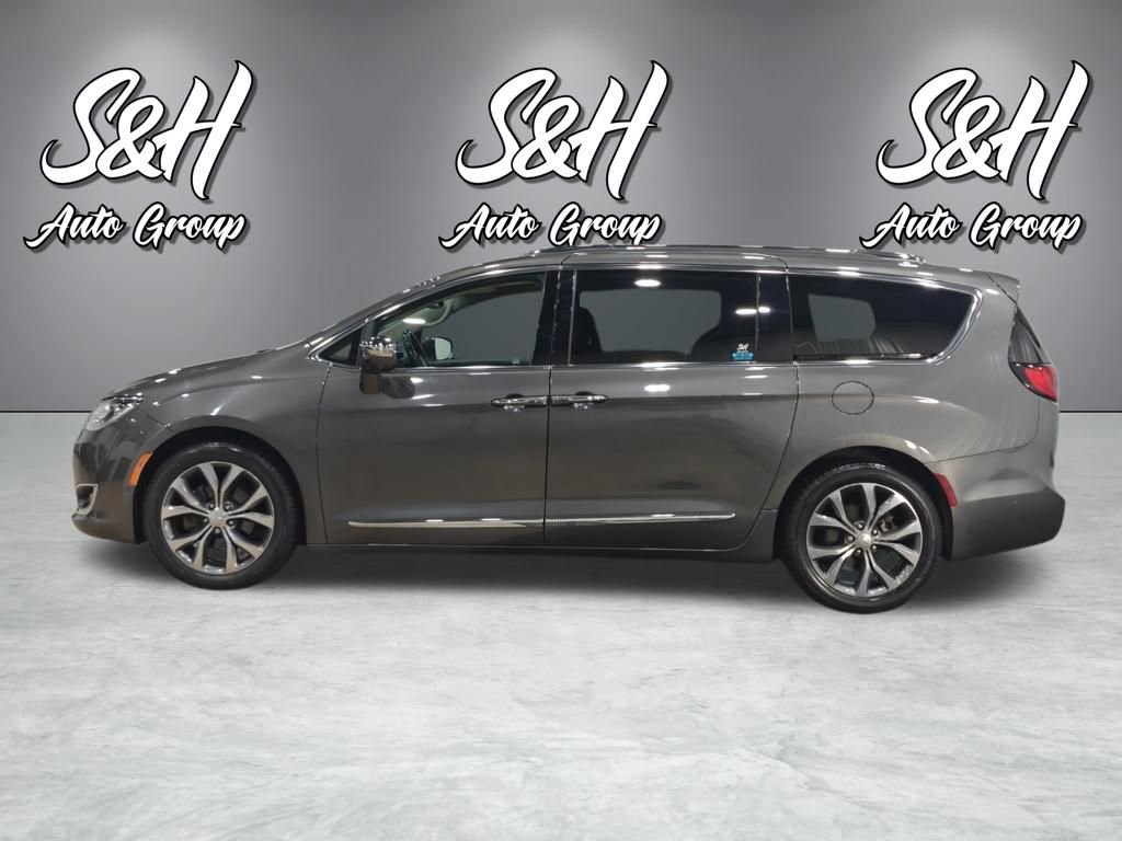 Used 2017 Chrysler Pacifica Limited FWD image 18