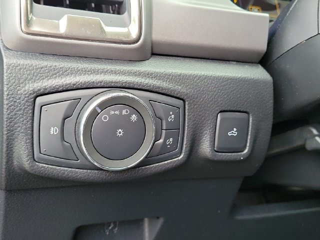 Used 2019 Ford Ranger XLT w/ Equipment Group 301A Mid RWD image 16