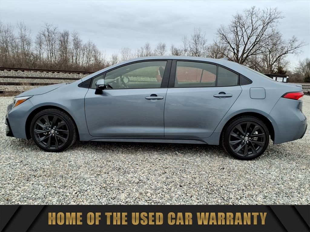 Used 2024 Toyota Corolla SE FWD image 5