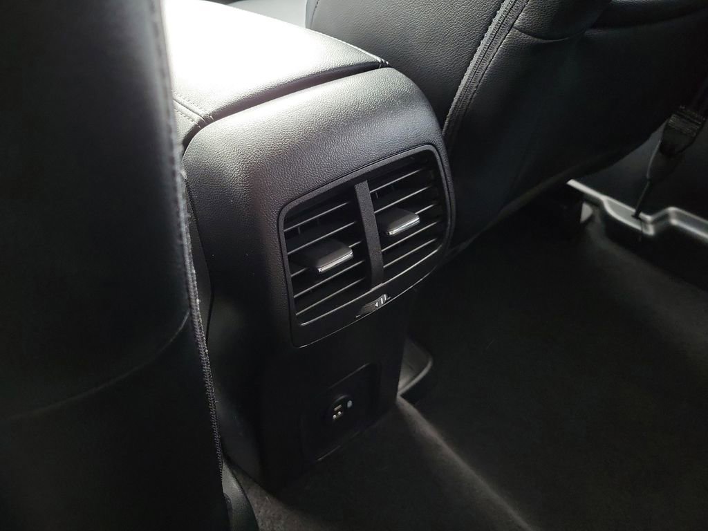 Used 2022 Ford Escape SEL image 16