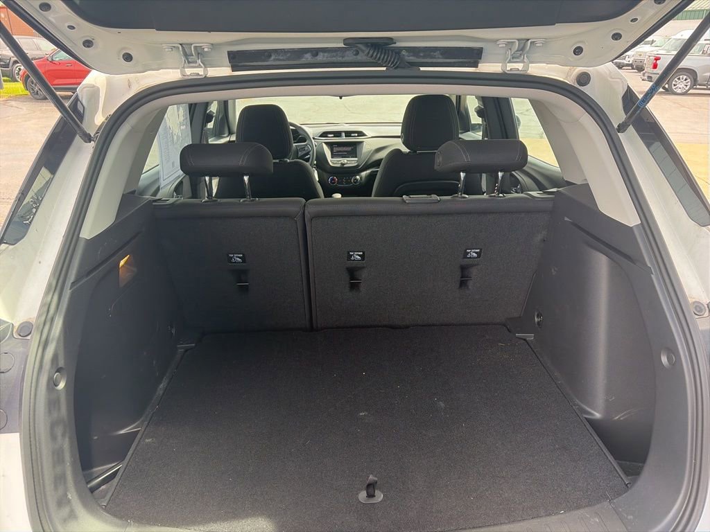 Used 2023 Chevrolet TrailBlazer LS AWD/4WD image 10
