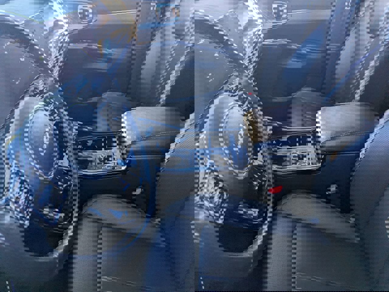 Used 2024 Kia Sorento S AWD/4WD image 19