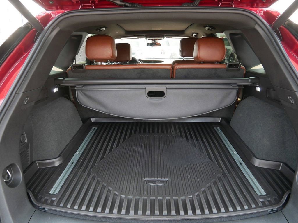 Used 2020 Cadillac XT5 Sportv w/ LPO, Floor Liner Package image 19