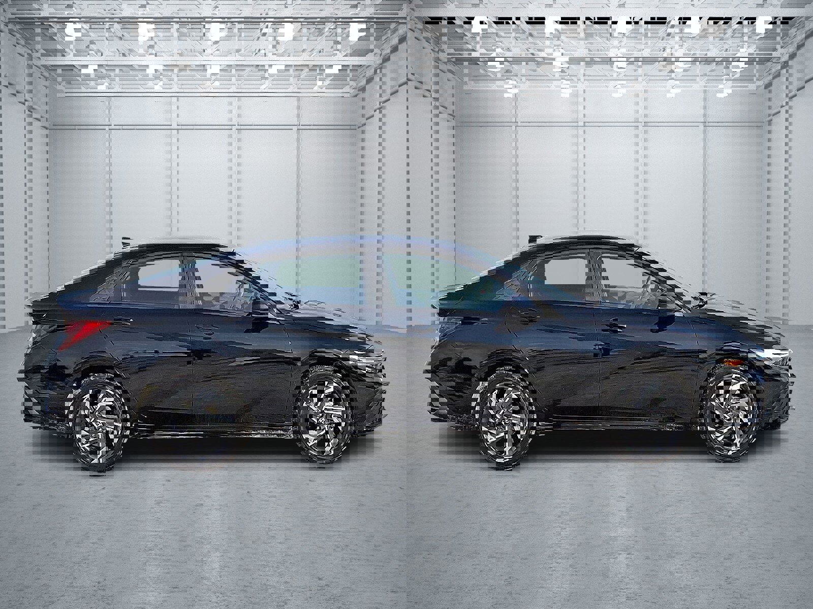 Used 2025 Hyundai Elantra Sport image 7