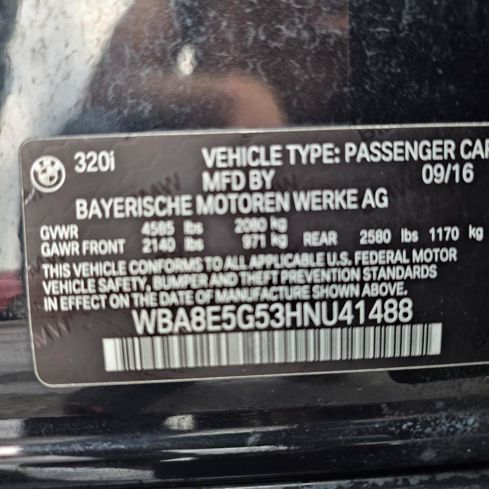 Used 2017 BMW 320i xDrive Sedan AWD/4WD image 37