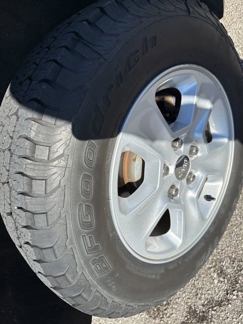 Used 2017 Jeep Grand Cherokee Laredo w/ Quick Order Package 23E image 35