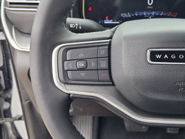 Certified 2025 Jeep Wagoneer L Series II AWD/4WD image 25