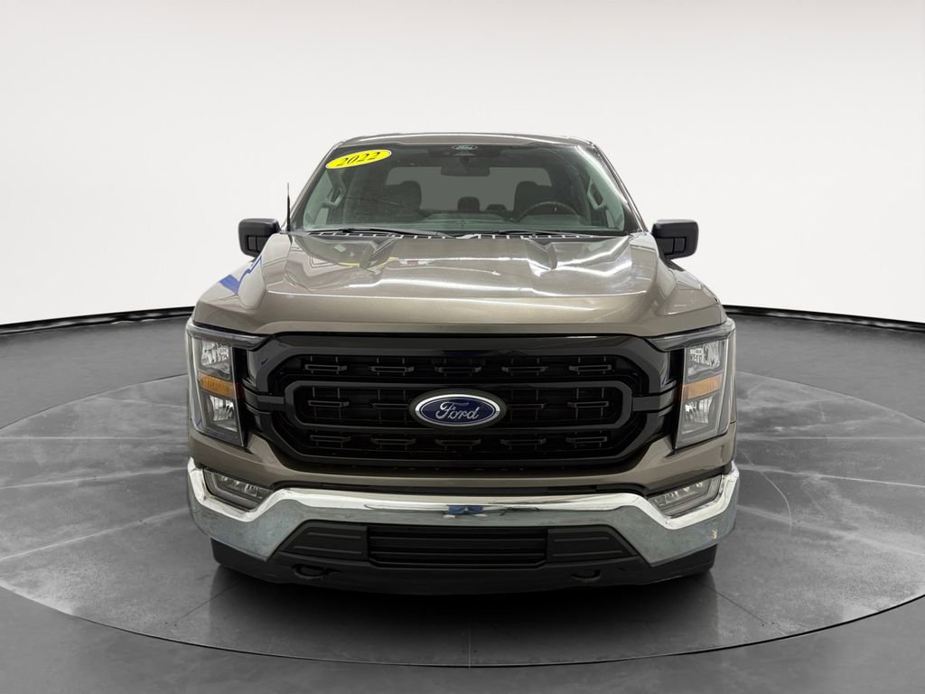 Used 2022 Ford F150 XLT w/ Trailer Tow Package image 8