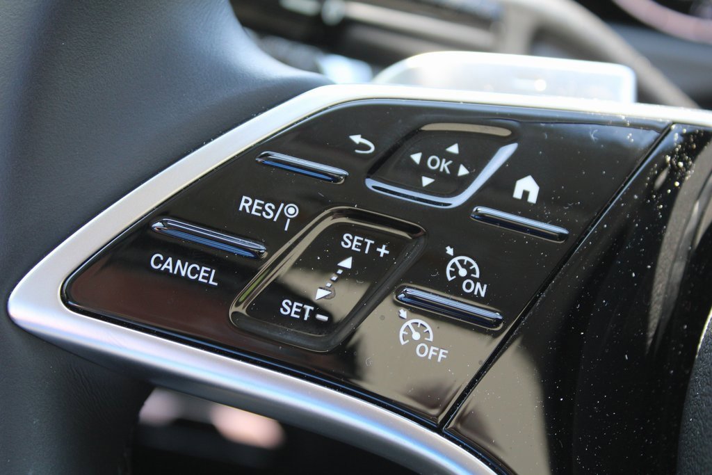 Certified 2025 Mercedes-Benz E 350 4MATIC Sedan image 25