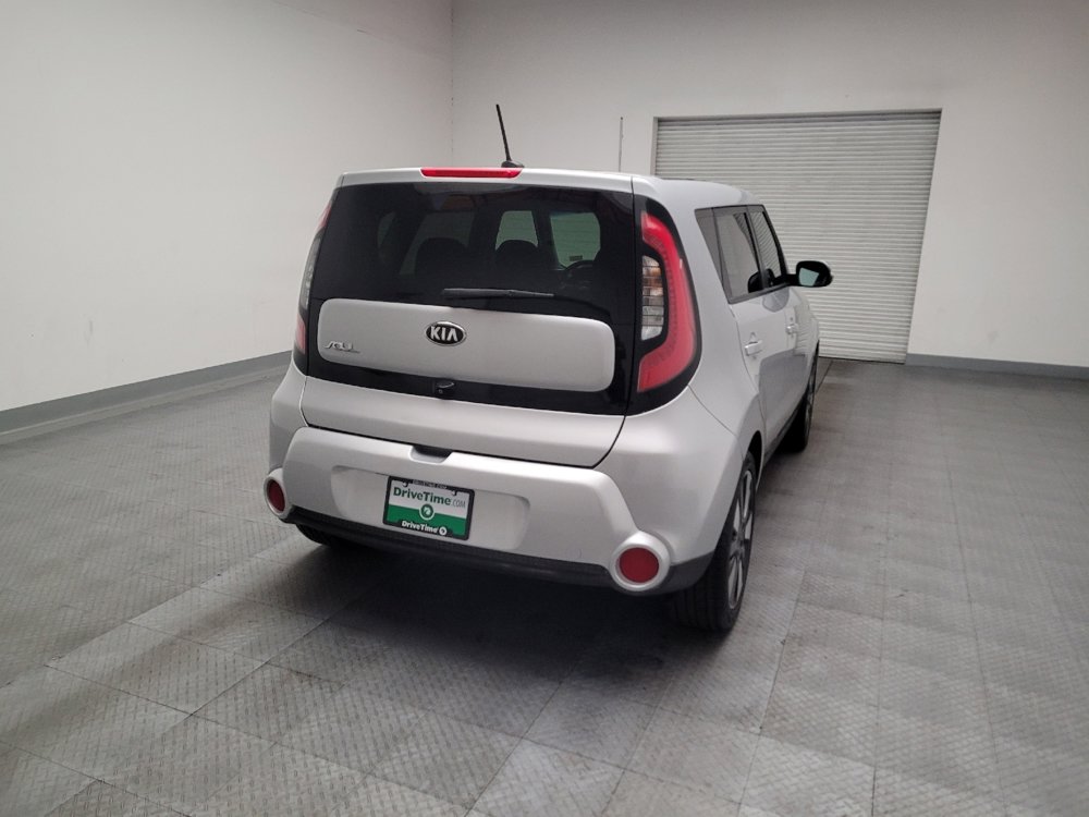 Used 2015 Kia Soul ! FWD image 7