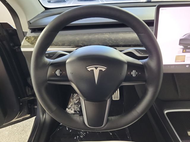 Used 2022 Tesla Model Y Performance AWD/4WD image 25