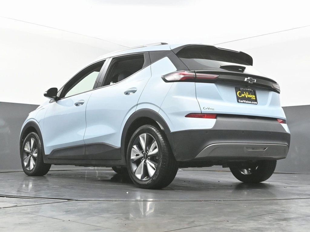 Used 2022 Chevrolet Bolt EUV LT w/ Convenience Package FWD image 46