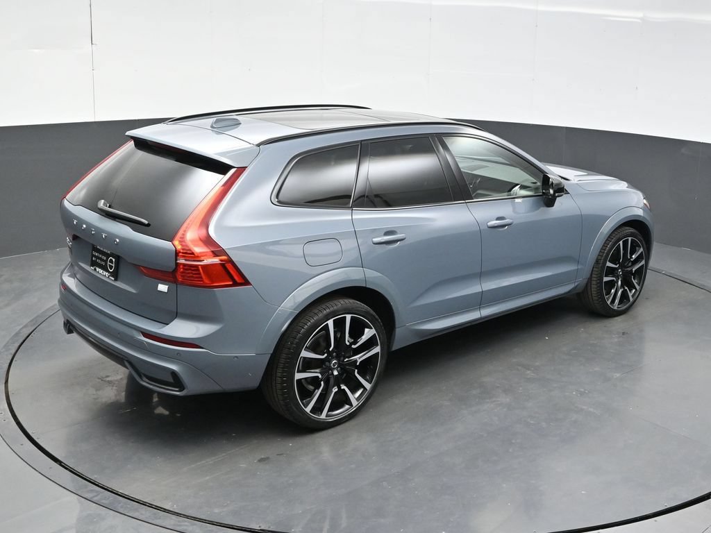 Used 2024 Volvo XC60 T8 Ultimate AWD/4WD image 35