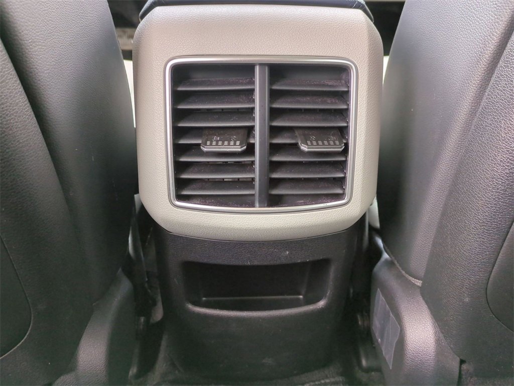 Used 2023 Kia Sportage EX image 17