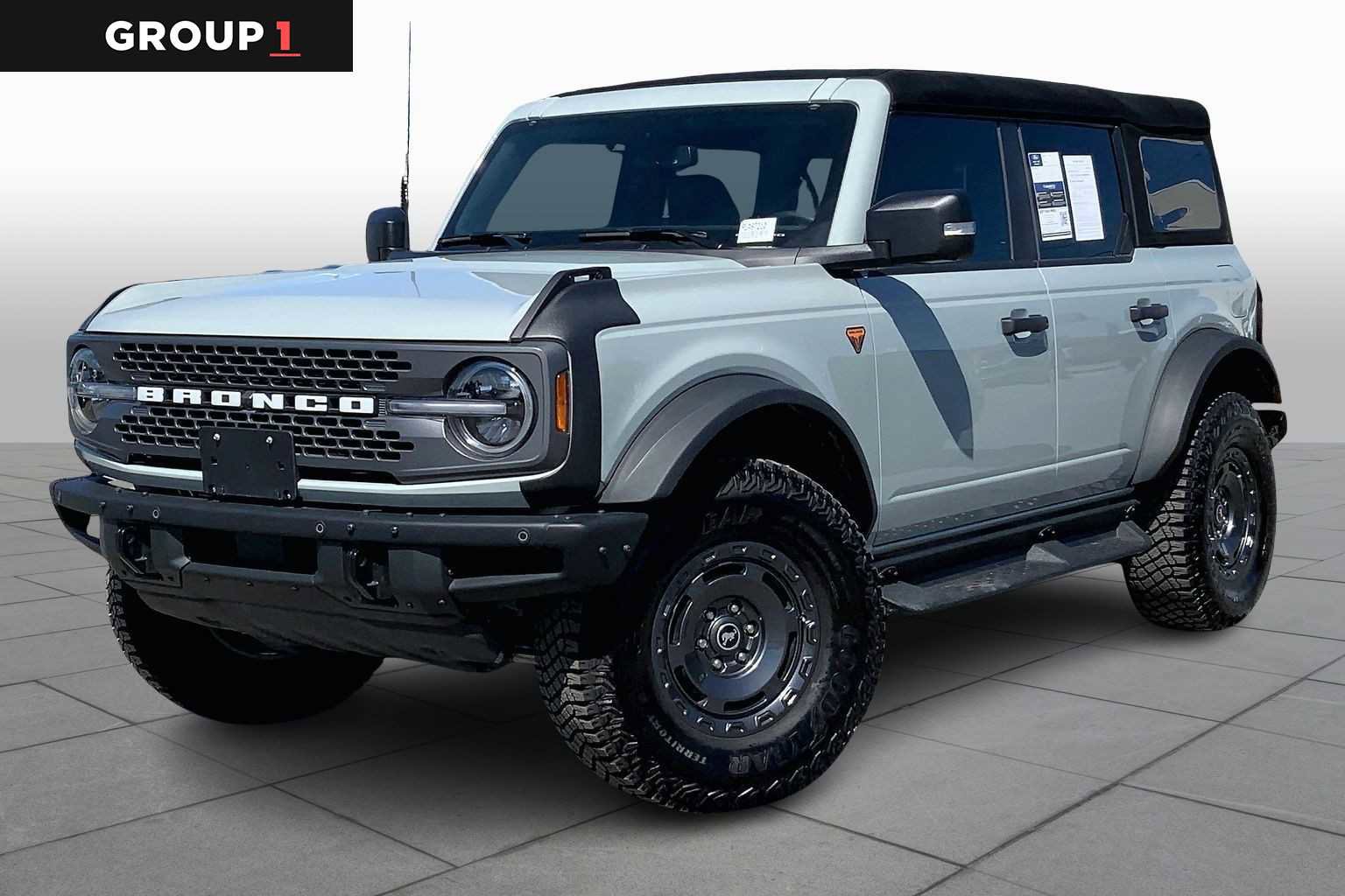 Certified 2024 Ford Bronco Badlands image 1