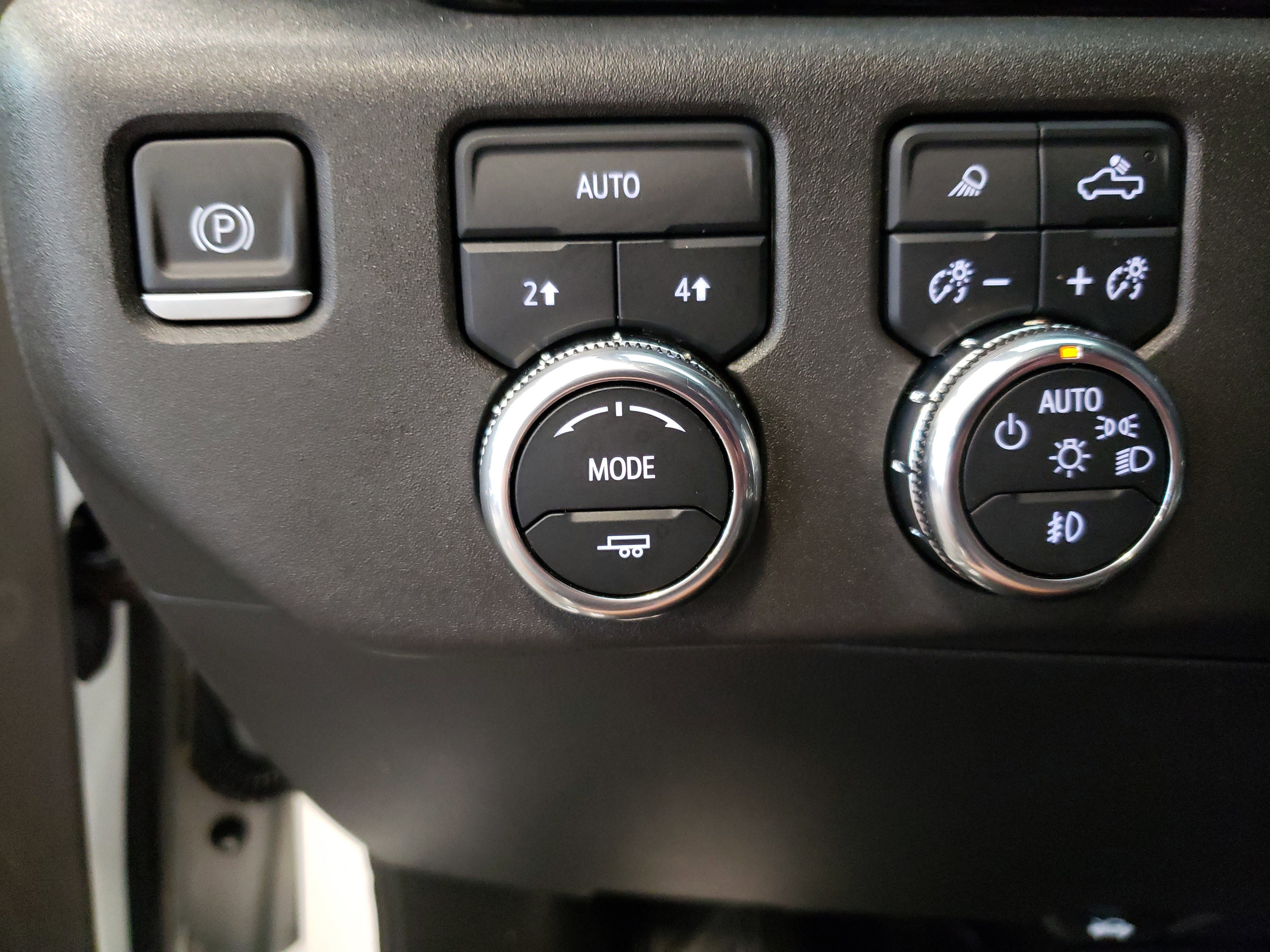 Certified 2022 GMC Sierra 1500 SLT w/ SLT Convenience Package image 24