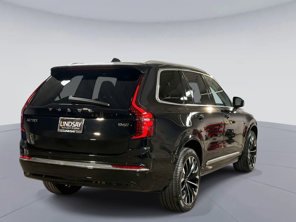 Used 2025 Volvo XC90 B6 Plus image 10