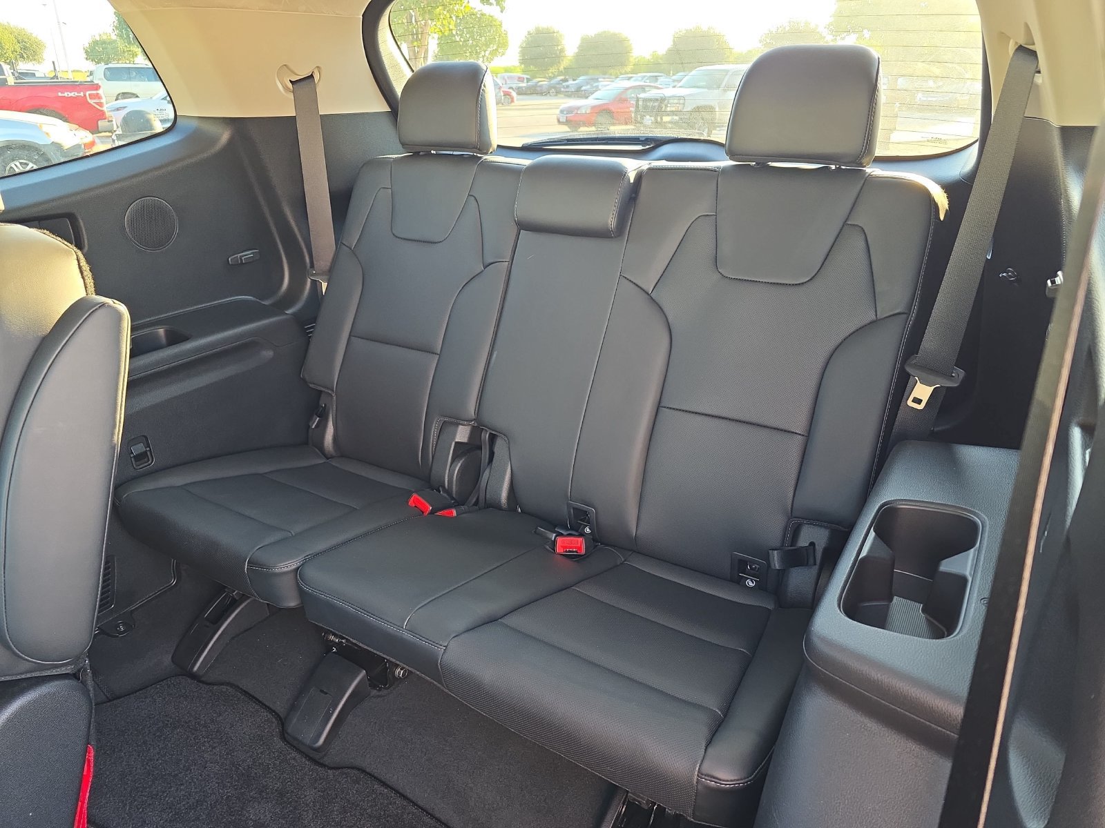 Used 2024 Kia Telluride SX Prestige AWD/4WD image 33