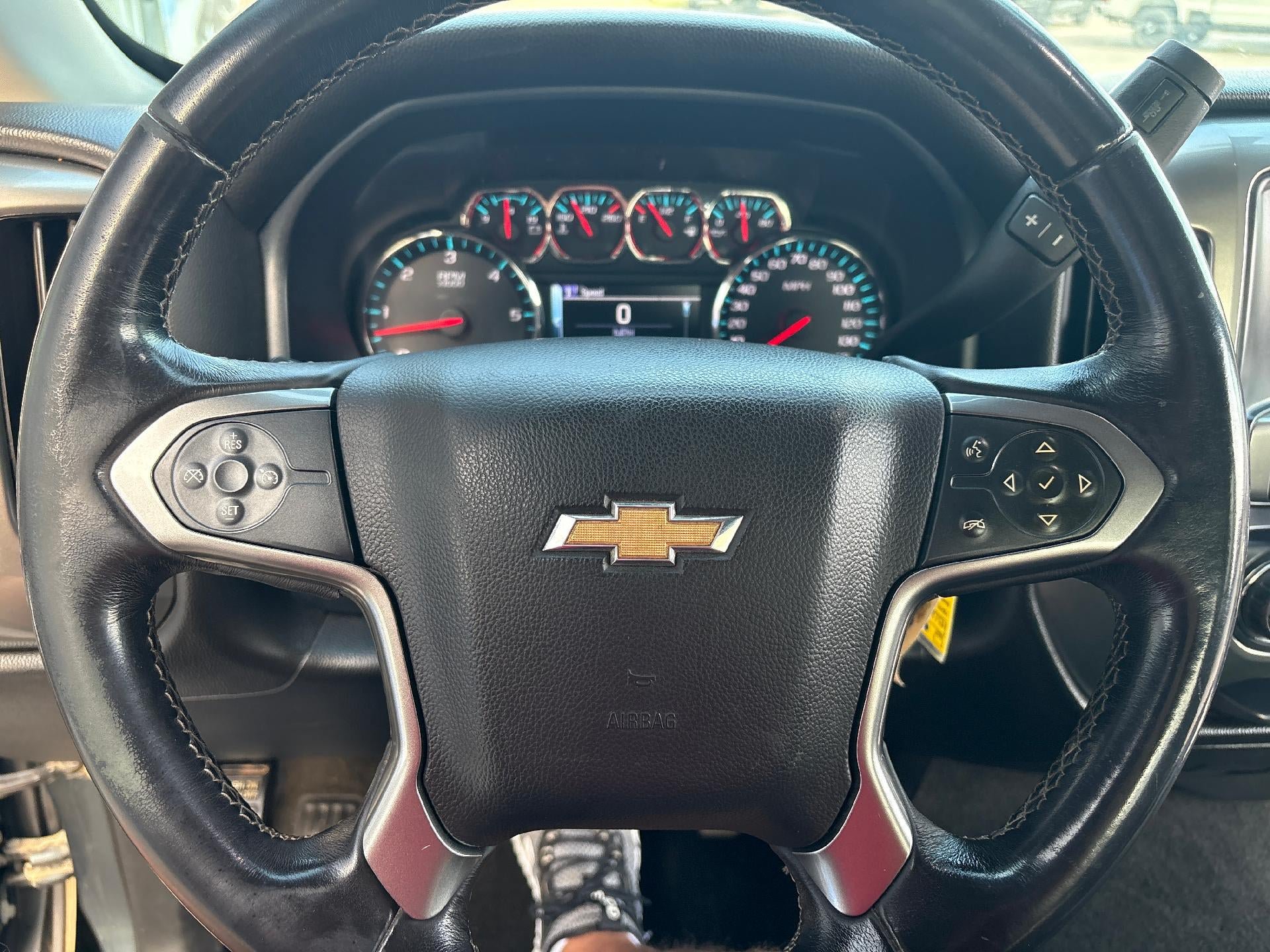 Used 2018 Chevrolet Silverado 1500 LT w/ All Star Edition AWD/4WD image 23
