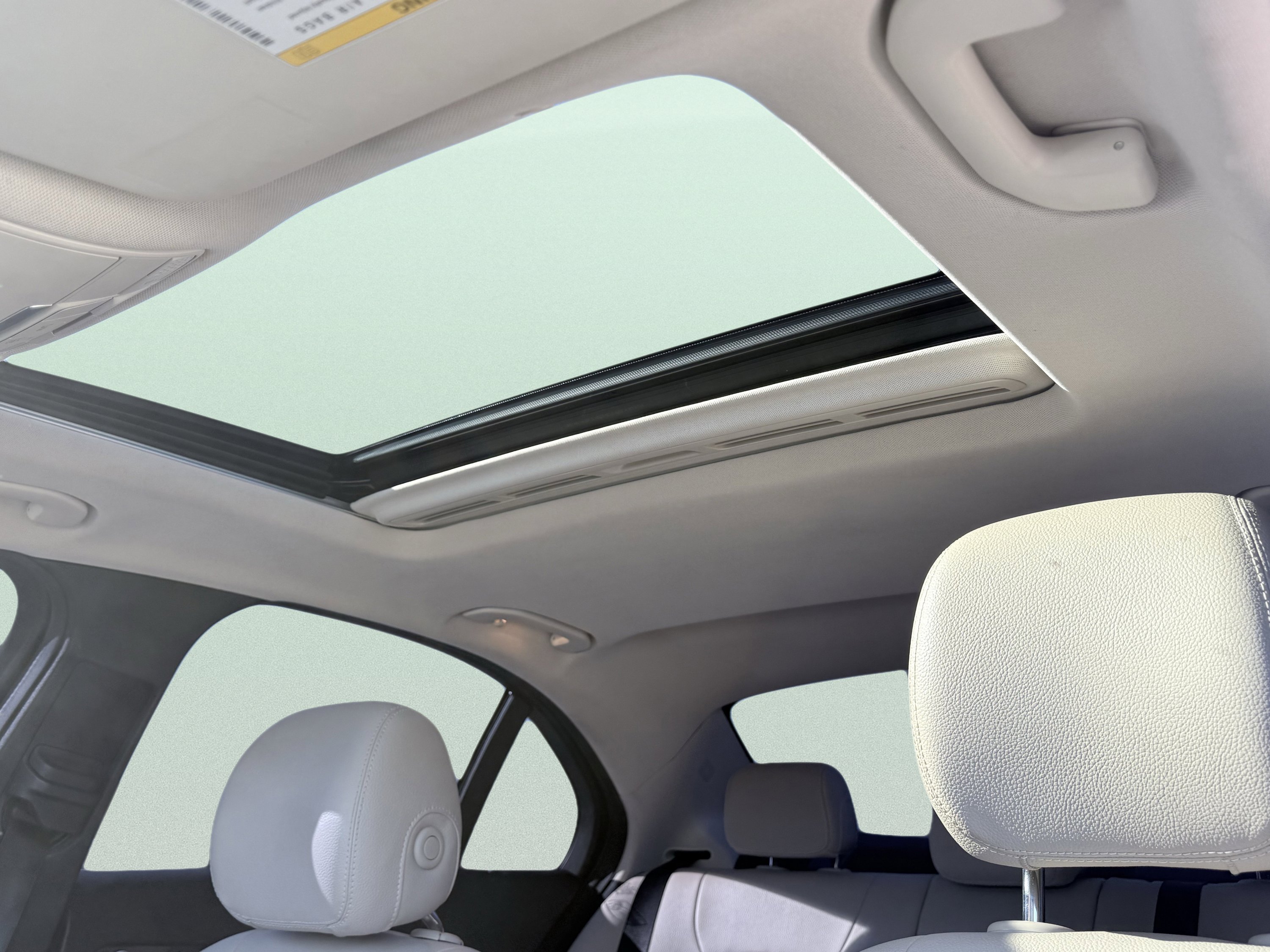 Used 2021 Mercedes-Benz C 300 Sedan image 12