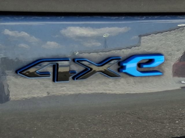 Used 2023 Jeep Grand Cherokee 30th Anniversary AWD/4WD image 30