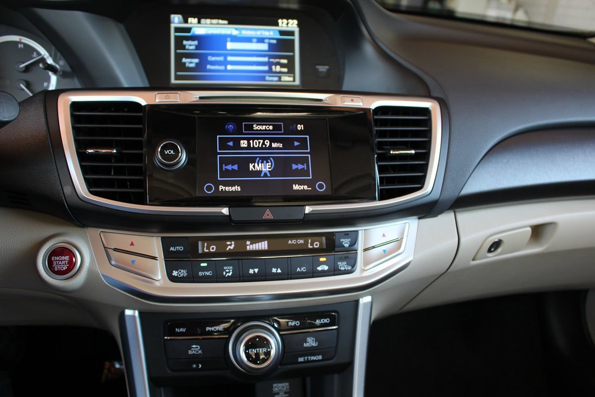 Used 2013 Honda Accord EX-L image 25