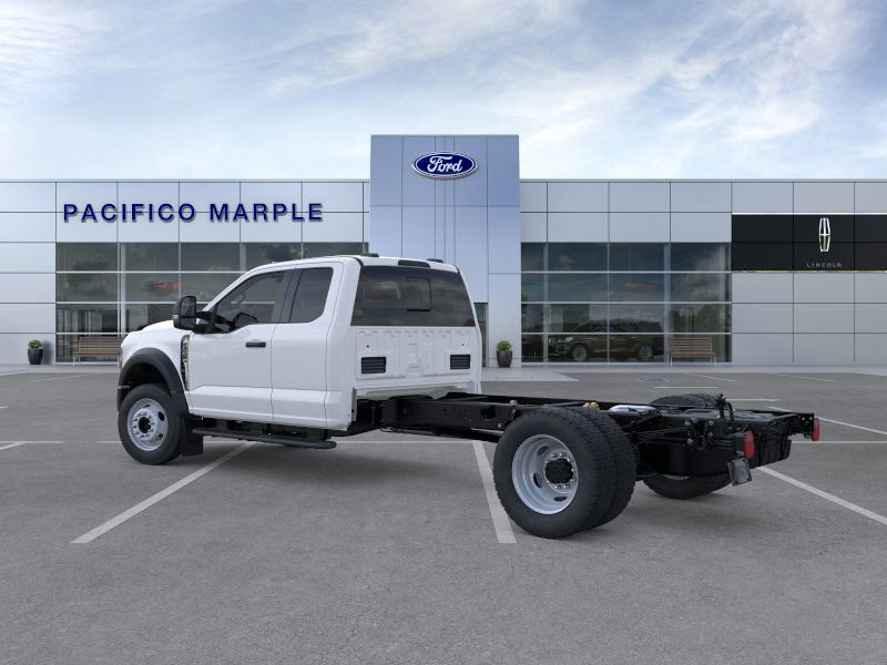New 2025 Ford F450 XL w/ XL Chrome Package image 4