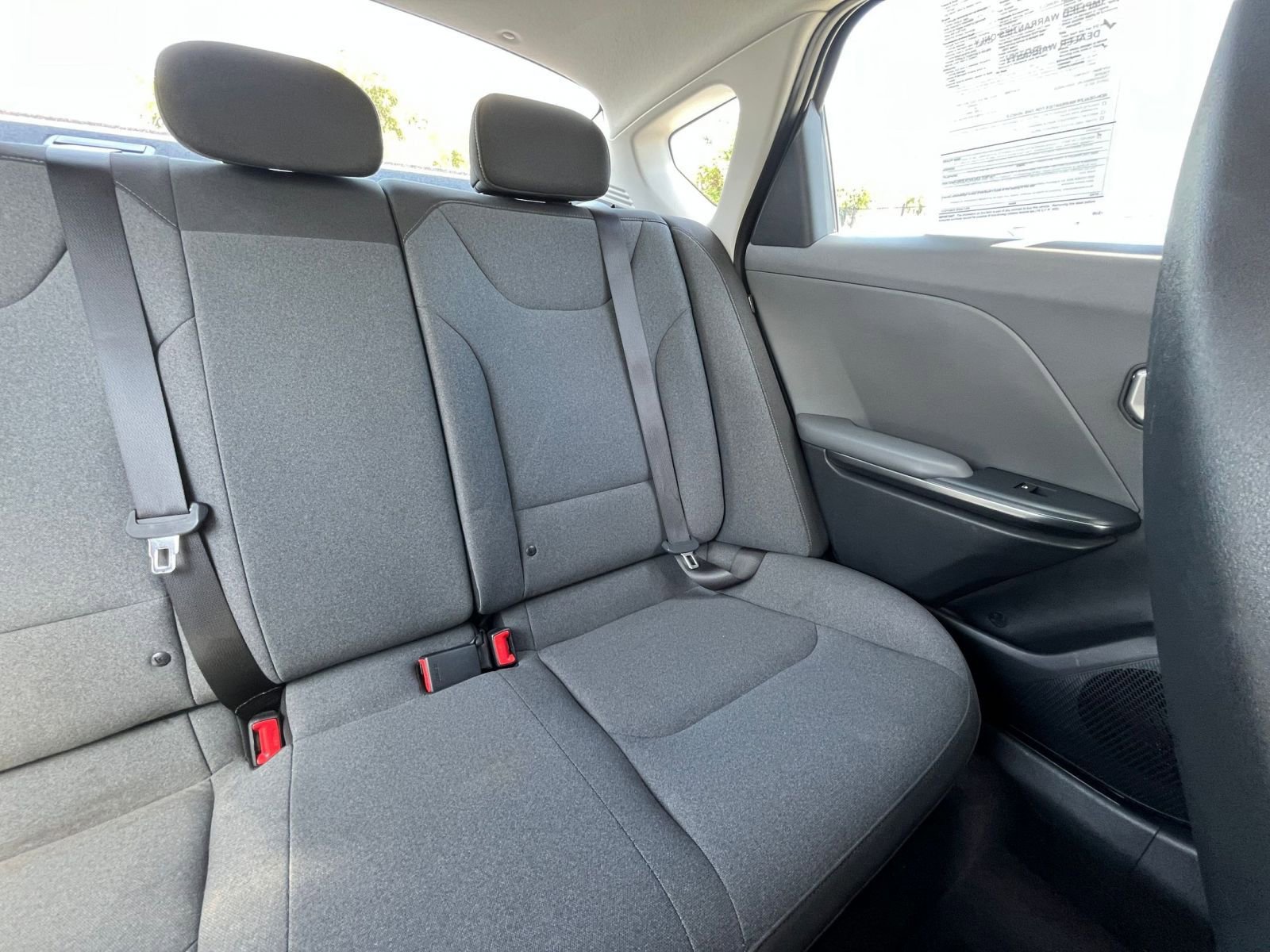 Used 2025 Kia K4 FWD image 36