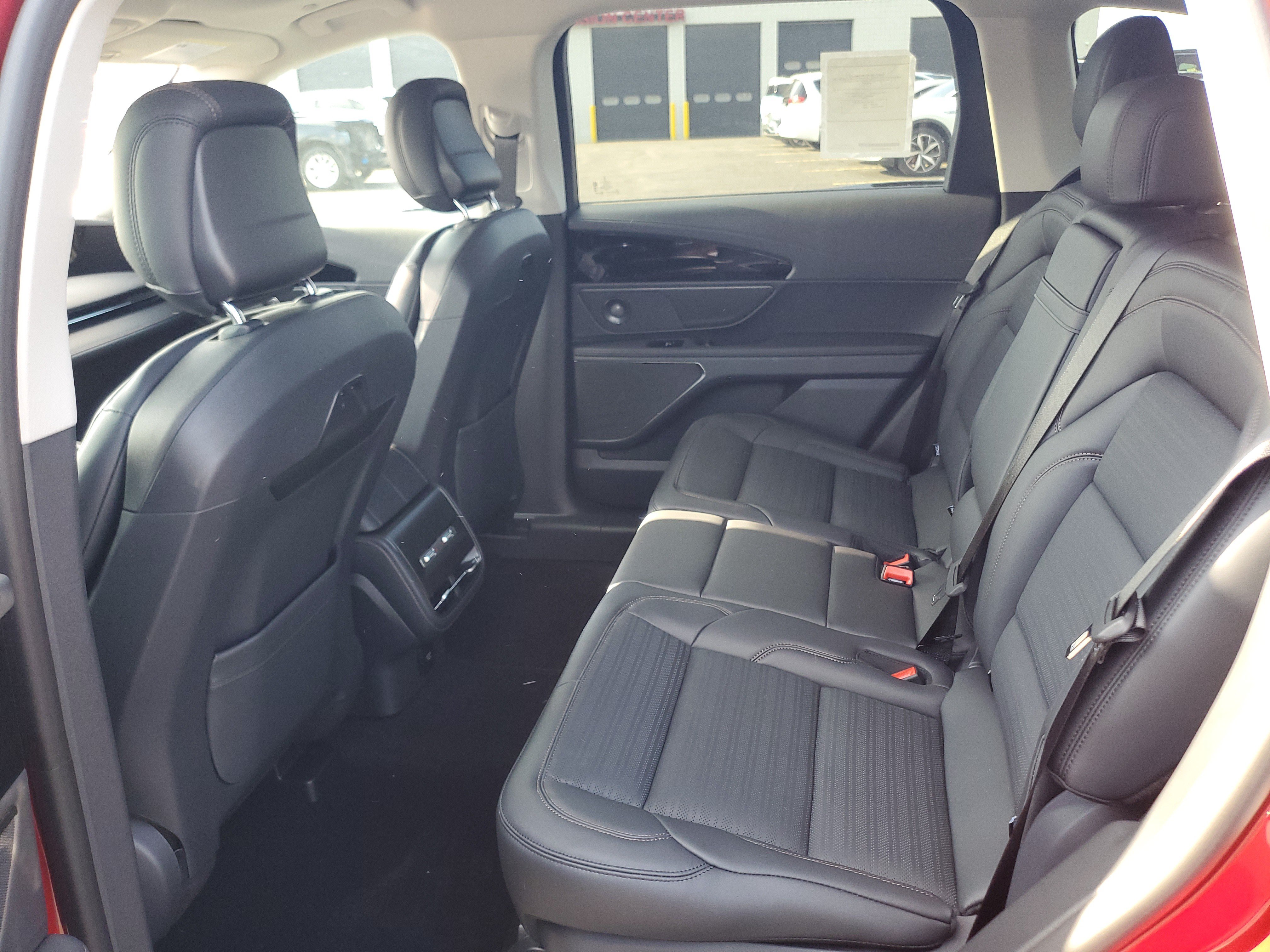 New 2026 Lincoln Nautilus Reserve w/ Jet Appearance Package AWD/4WD image 28